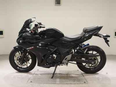 Suzuki GSX250R