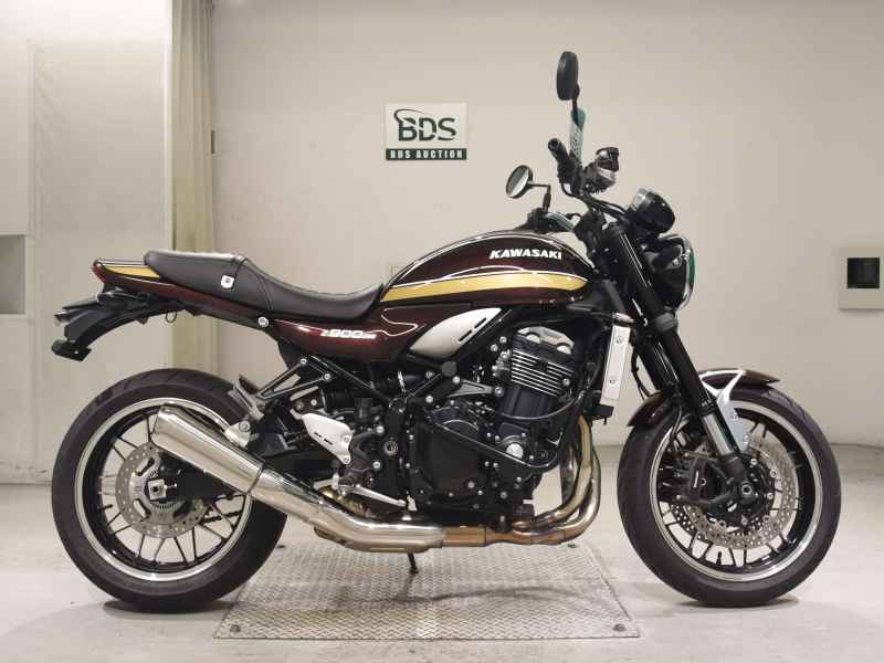 Kawasaki Z900RS 2024