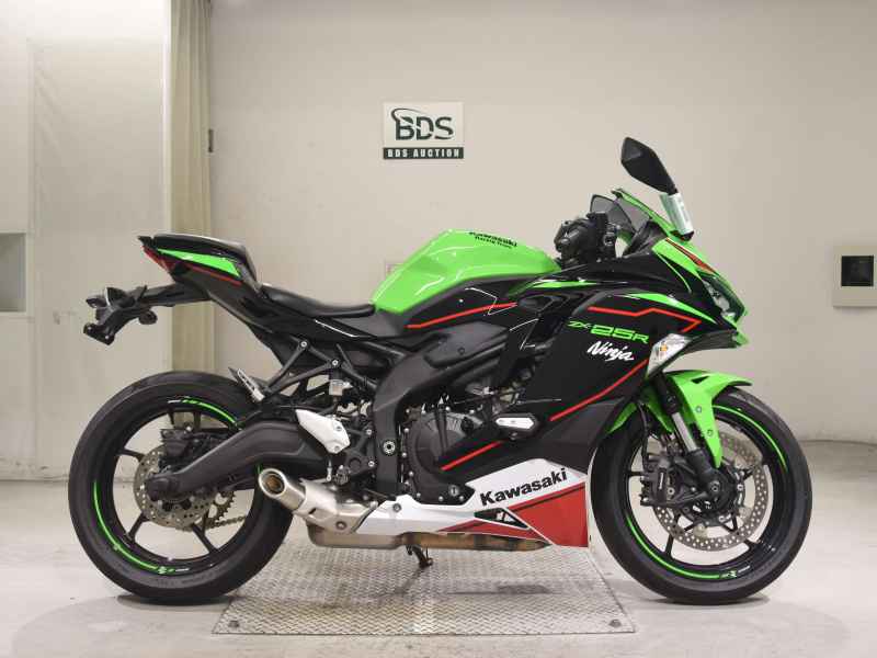 Kawasaki Ninja ZX-25R 2022