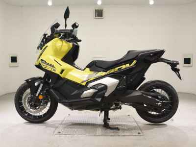 Honda X-Adv 750 2025