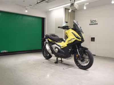 Honda X-Adv 750 2025