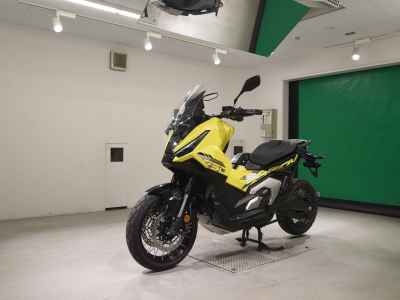 Honda X-Adv 750 2025