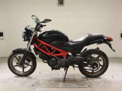 Honda VTR250 2015