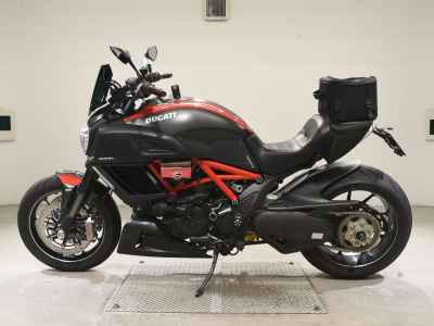 Ducati Diavel Carbon 2014