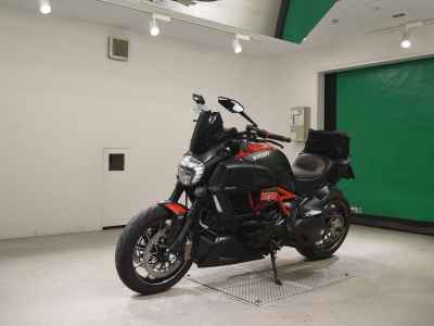 Ducati Diavel Carbon 2014