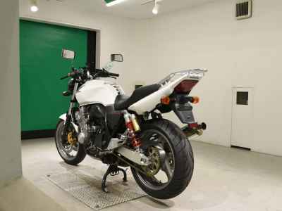 Honda CB400SFV 2009