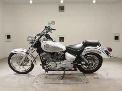 Yamaha XVS250 Drag Star