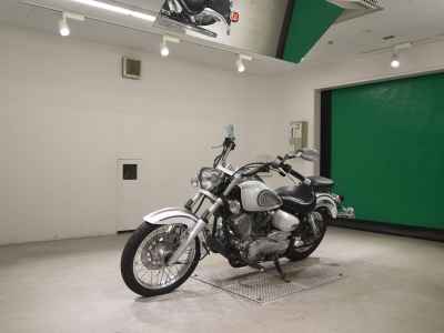 Yamaha XVS250 Drag Star