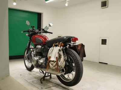 Kawasaki W650 2005