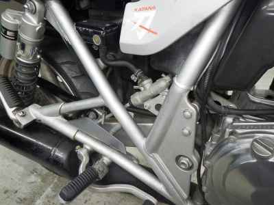 Suzuki GSX250S Katana