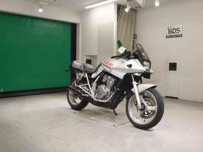 Suzuki GSX250S Katana