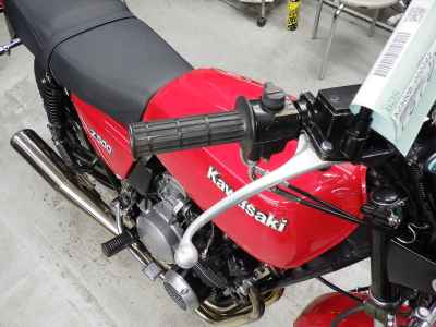 Kawasaki Z500 2022