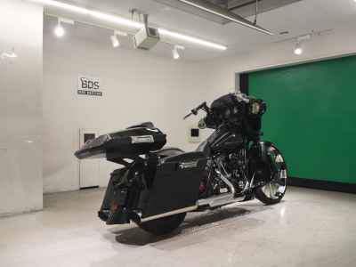 Harley-Davidson Street Glide FLHX1690 2012