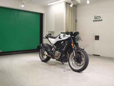 Husqvarna Svartpilen 401 2021