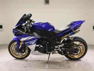 Yamaha YZF-R1 2010