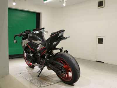 Kawasaki Z900 2023