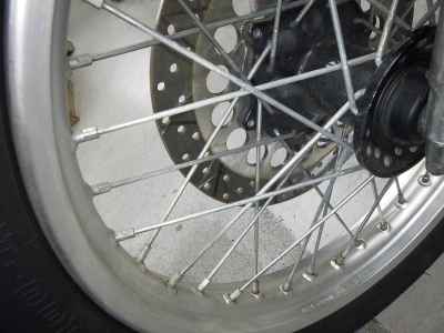 Yamaha SR400 2021