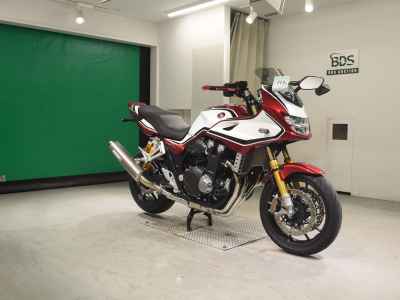Honda CB1300 Super Boldor 2022