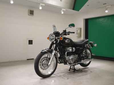 Kawasaki W800 2025