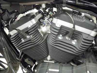 Harley-Davidson Sportster Iron XL883N 2012