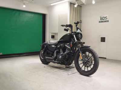 Harley-Davidson Sportster Iron XL883N 2012