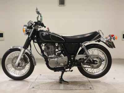 Yamaha SR400 2013