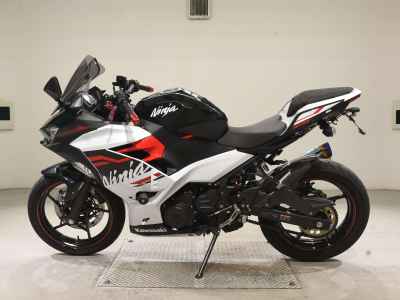 Kawasaki Ninja 400 2020