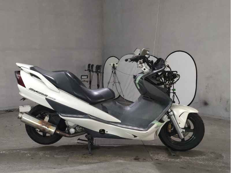 Suzuki Skywave 250S