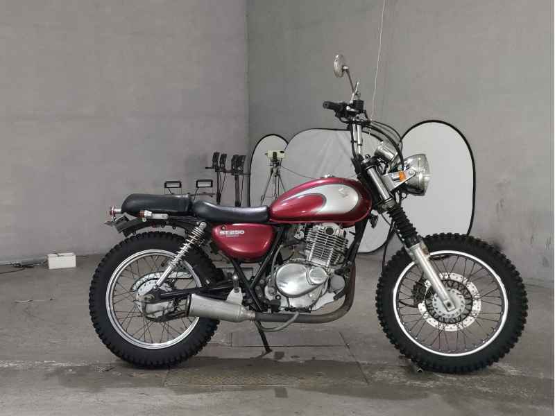 Suzuki ST250E