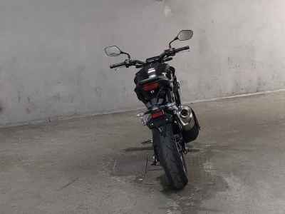 Honda CB250R 2019