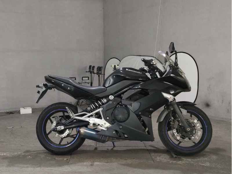 Kawasaki Ninja 400R 2011