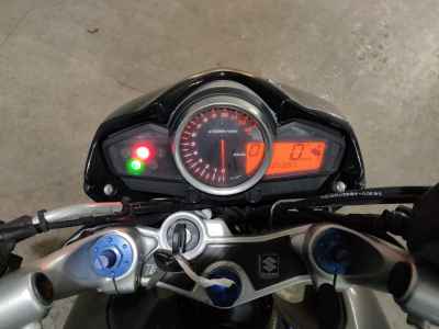 Suzuki GSR250
