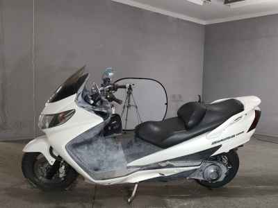 Suzuki Skywave 250S