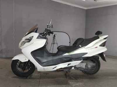 Suzuki Skywave 250M