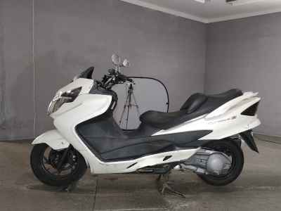 Suzuki Skywave 250