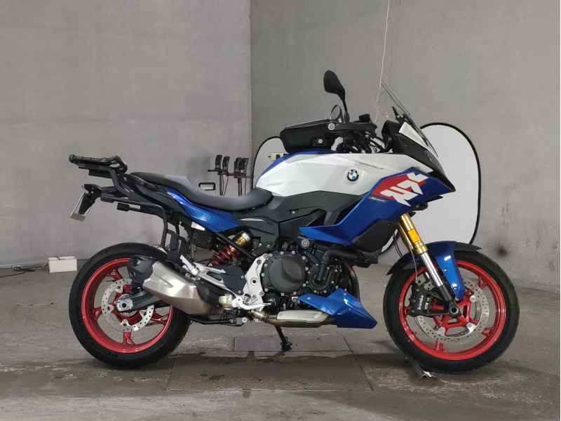 BMW F900XR 2025