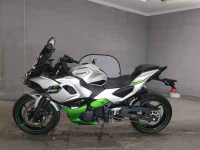 Kawasaki Ninja 7 Hybrid 2025