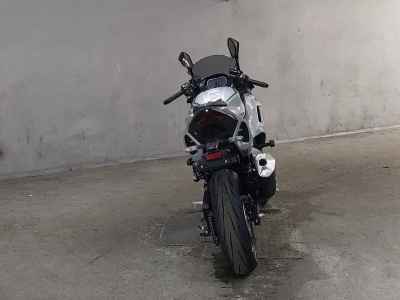 Kawasaki Ninja 7 Hybrid 2025