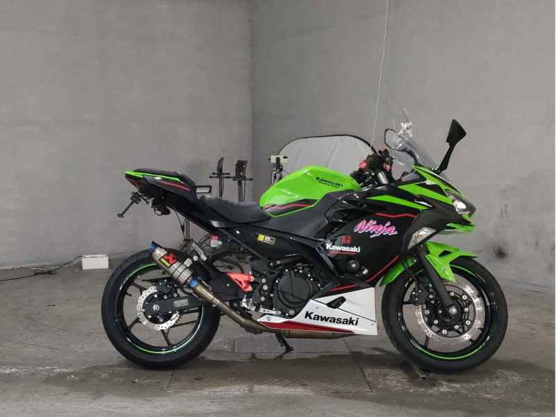 Kawasaki Ninja 400 2021