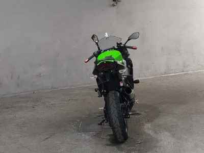Kawasaki Ninja 400 2021