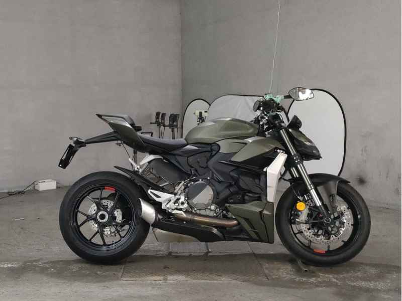 Ducati Streetfighter V2 2024
