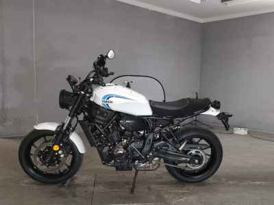 Yamaha XSR700 2024