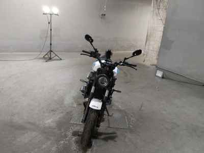 Yamaha XSR700 2024