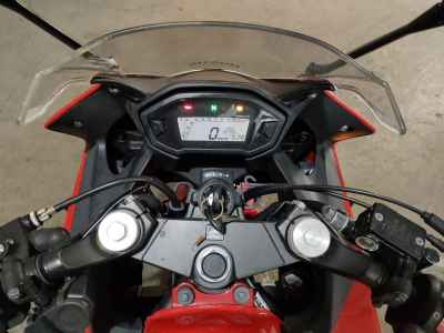Honda CBR400R 2014