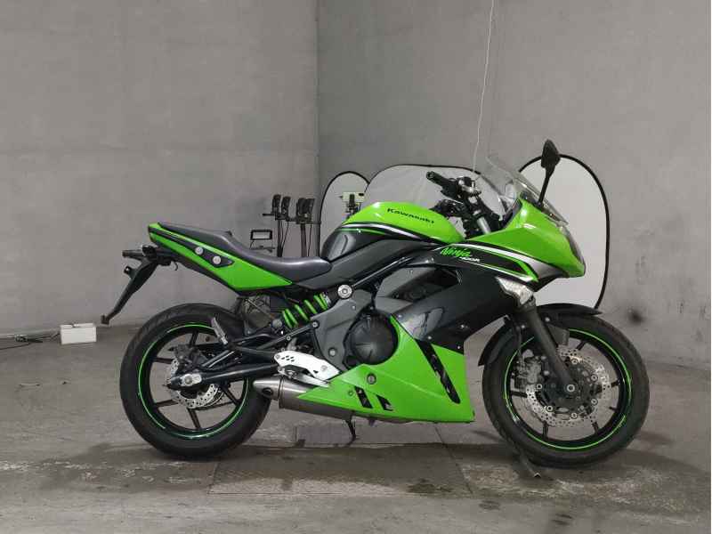 Kawasaki Ninja 400R 2012