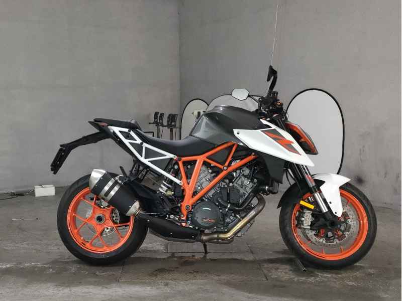 KTM 1290 Super Duke R 2018