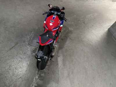Honda CBR1000RR 2025