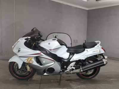 Suzuki Hayabusa 2015