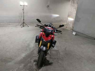 Ducati Streetfighter V4S 2021