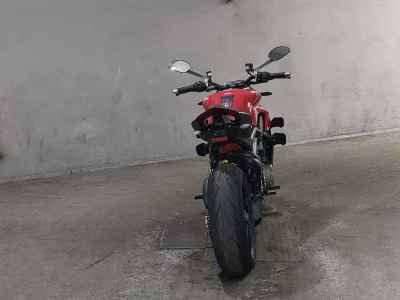 Ducati Streetfighter V4S 2021